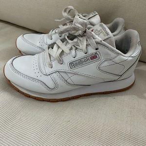 Reebok Classic little girl size 1.